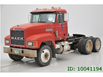 Mack CH 613 - 6X4 - On Camelback - شاحنة جرار