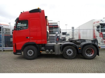 شاحنة جرار Volvo FH 12/500 6X2 GLOBETROTTER: صور 1