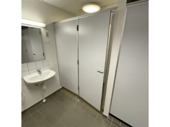 البيت الحاوية ABC Afskærmningsvæg til toiletrum: صور 1