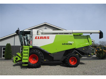 حصادة شاملة CLAAS Lexion 750