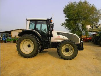 VALTRA T131H wheeled tractor - جرار