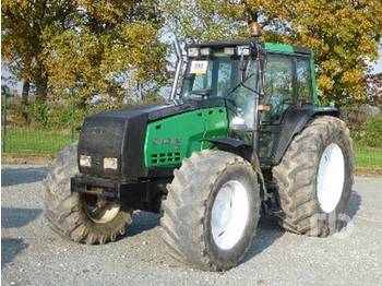 Valtra 8450 DELTA - جرار