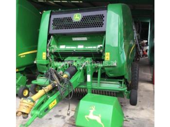 مكبس البالات المستطيله John Deere rbp 960