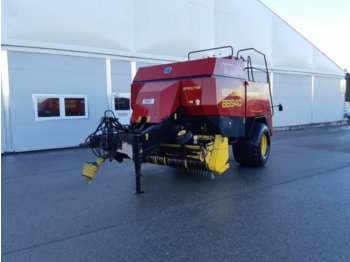 مكبس البالات المستطيله New Holland BB 940