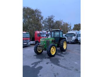 للجرارات الزراعية JOHN DEERE 3040