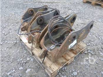 Geith Quantity Of 3 Hydraulic Couplers - ملحقات