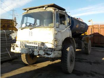 شاحنة صهريج لنقل الوقود Bedford 4WD Fuel Tanker: صور 1