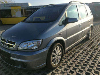 حافلة صغيرة Opel Zafira A Edition