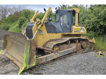 Komatsu D65EX-15 - بلدوزر