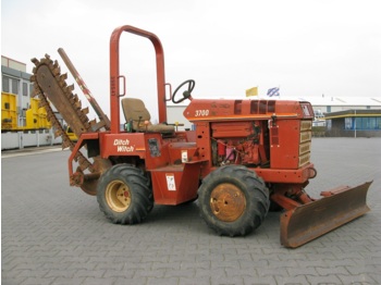 Ditch Witch 3700 DD - آلات البناء