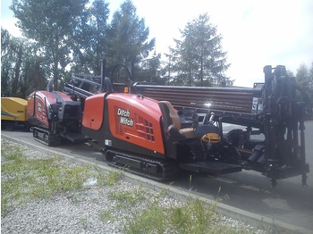 Ditch Witch 1220 - آلة حفر
