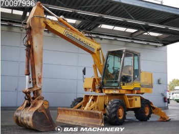 حفارة على عجلات Case 688B Nice and clean condition