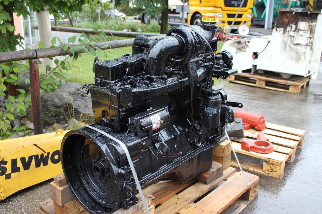 المحرك - آلات البناء Cummins 6T-590 aus Case 621: صور 4