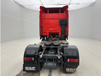 شاحنة جرار DAF XF105.410 Space Cab: صور 5