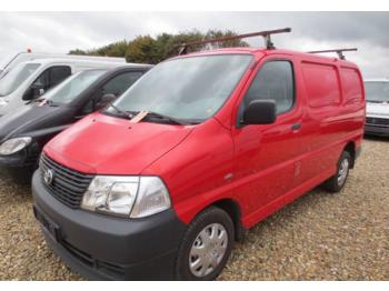 عربة نقل Toyota Hiace
