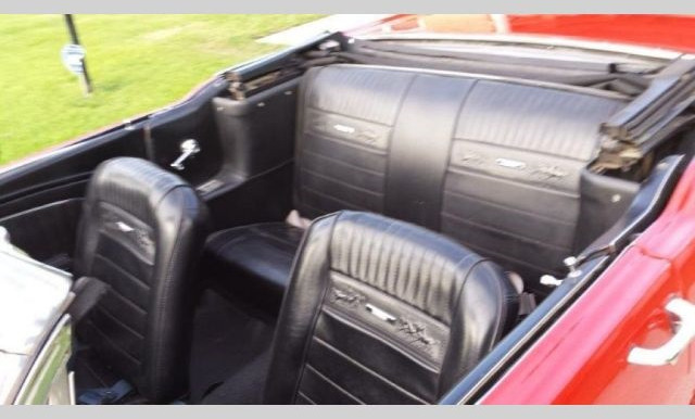 سيارة FORD Mustang Cabriolet: صور 12