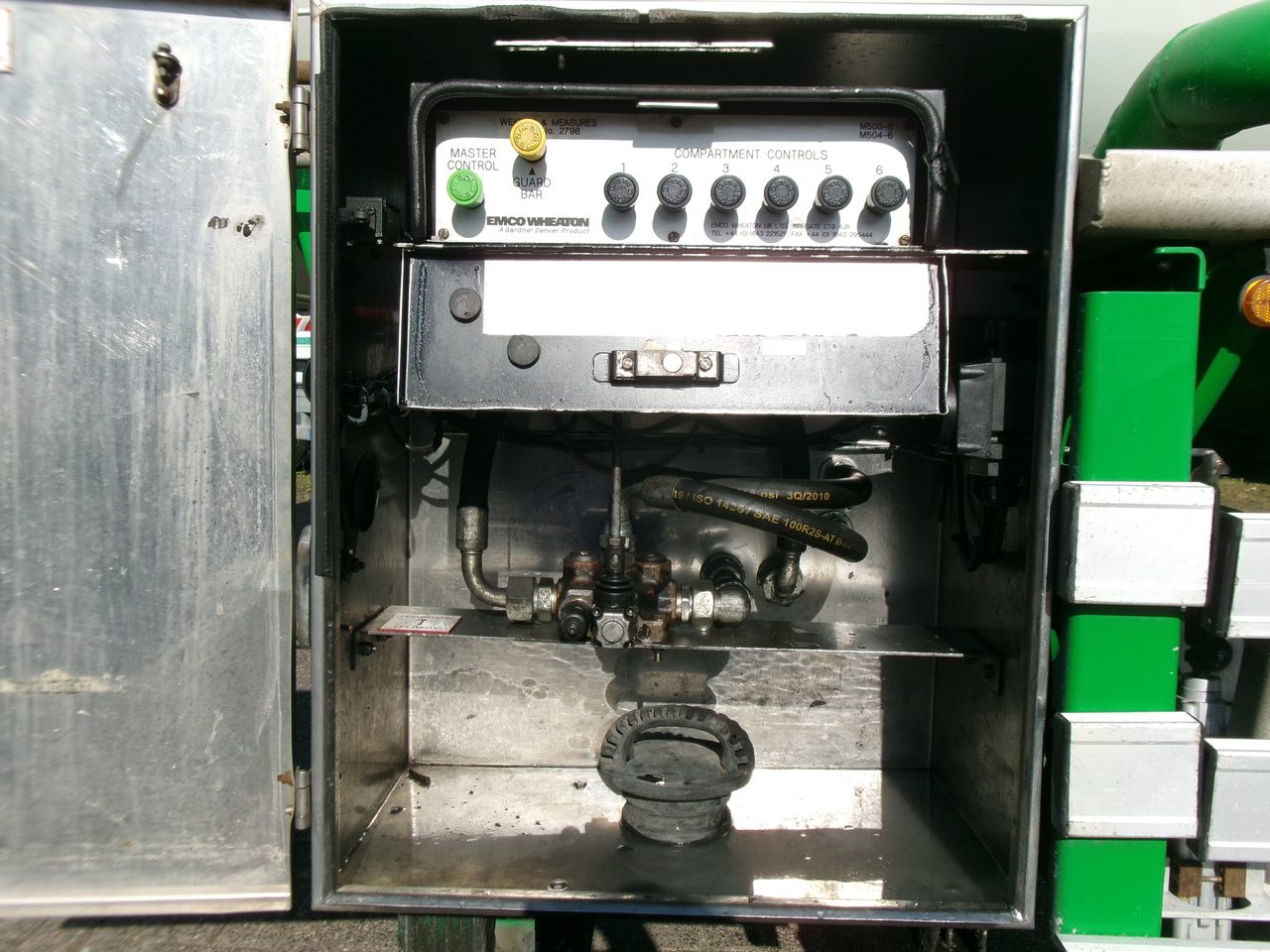 نصف مقطورة صهريج لنقل الوقود Feldbinder Fuel tank alu 42 m3 / / 6 comp + pump: صور 17