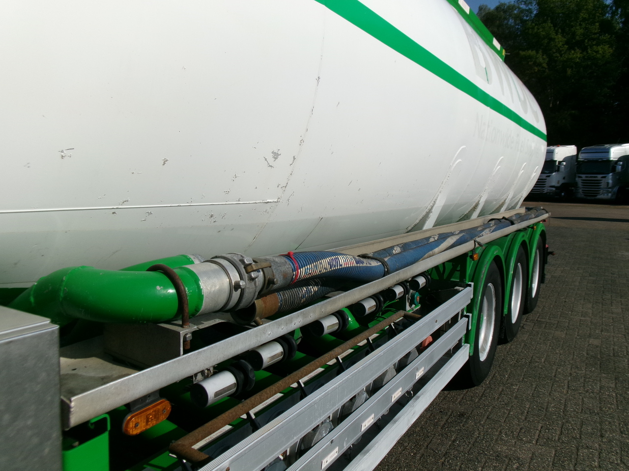 نصف مقطورة صهريج لنقل الوقود Feldbinder Fuel tank alu 42 m3 / / 6 comp + pump: صور 7