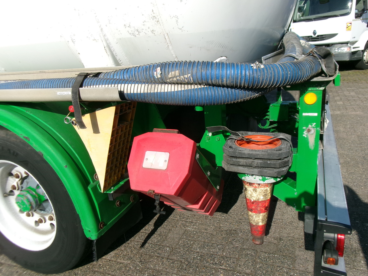 نصف مقطورة صهريج لنقل الوقود Feldbinder Fuel tank alu 42 m3 / / 6 comp + pump: صور 13