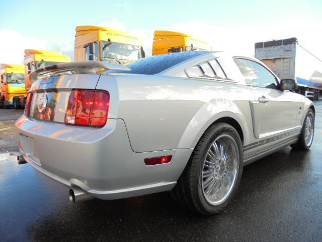 سيارة Ford Mustang GT: صور 6