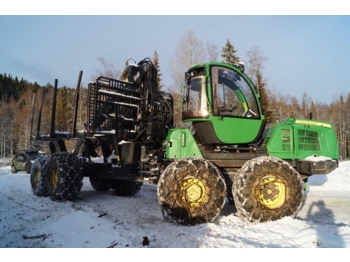John Deere 1210E - شاحنات نقل الأخشاب في الغابات