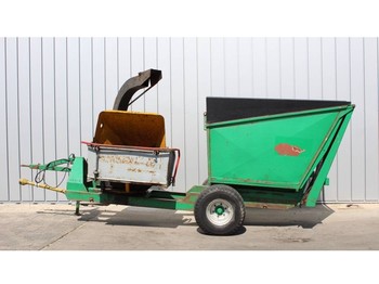 ماكينة تقطيع الأغصان Schliesing 440 ZX houtversnipperaar / chipper / Holzhäcksler