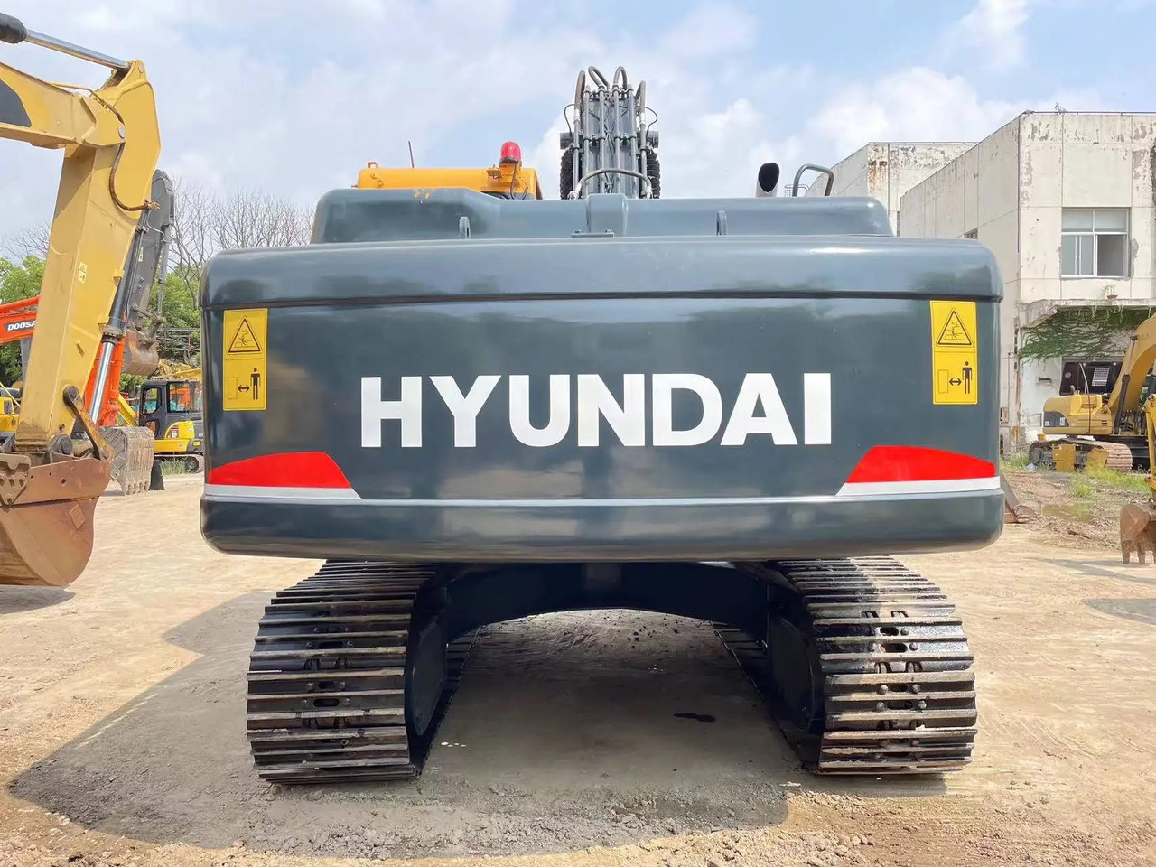 حفارات زحافة HYUNDAI R220 -9S track excavator 22 tons Korean hydraulic digger: صور 6