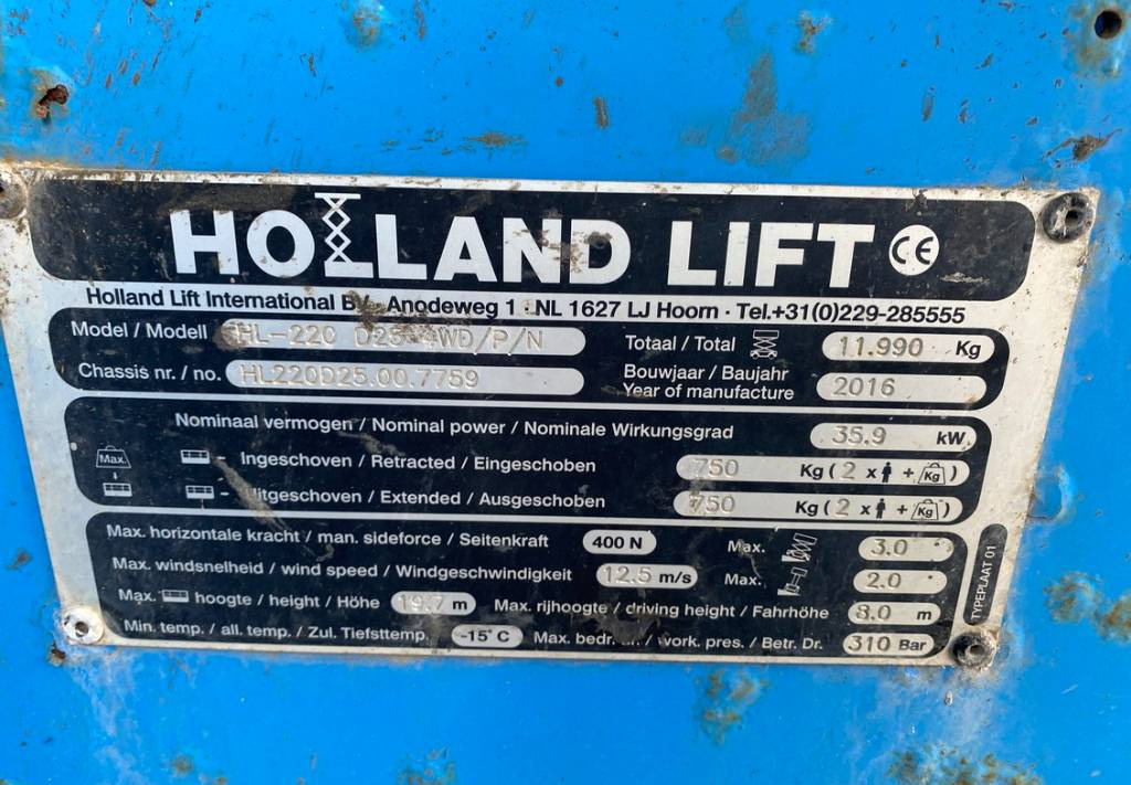 رافعات مقصية Holland Lift HL-220D25 4WD Diesel 4x4 Scissor Work Lift 2170cm: صور 10