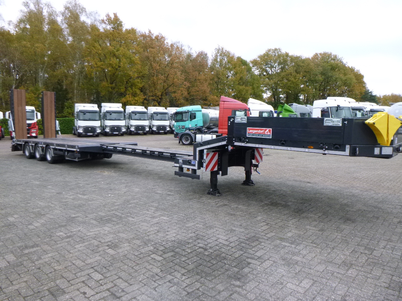 جديد عربة مسطحة منخفضة نصف مقطورة Langendorf 3-axle semi-lowbed trailer 48T ext. 13.5 m + ramps: صور 14