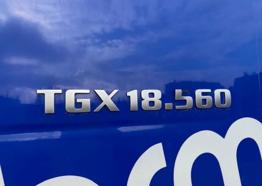 شاحنة جرار MAN TGX 18.560: صور 21