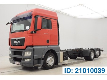 الشاسيه شاحنة MAN TGX 26.360 - 6x2: صور 1