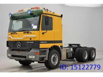 شاحنة جرار Mercedes-Benz Actros 2643S - 6x4: صور 1