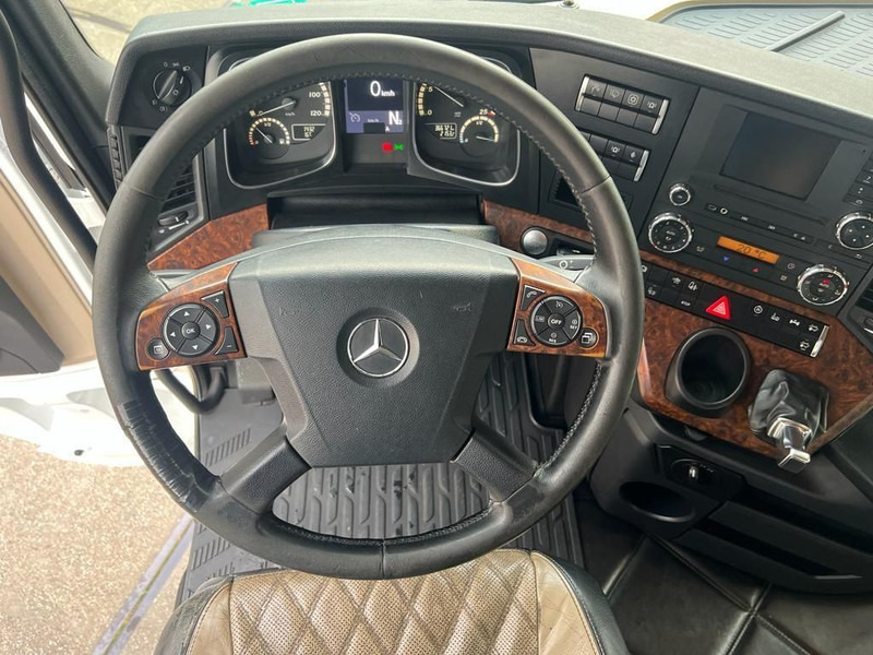 شاحنة جرار Mercedes-Benz Actros 4163 SLT 8x4: صور 9