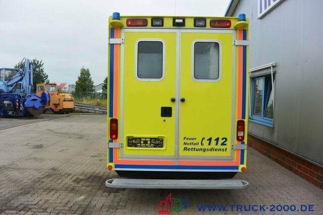 سيارة إسعاف Mercedes-Benz Sprinter 516 CDI Intensiv- Rettung- Krankenwagen: صور 15