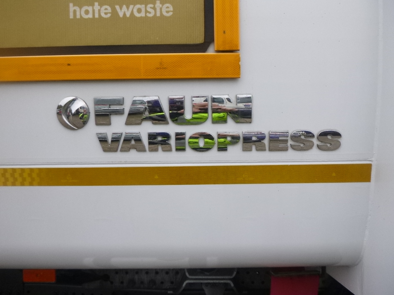 شاحنة القمامة Mercedes Econic 2629 6x2 RHD Faun Variopress refuse truck: صور 13