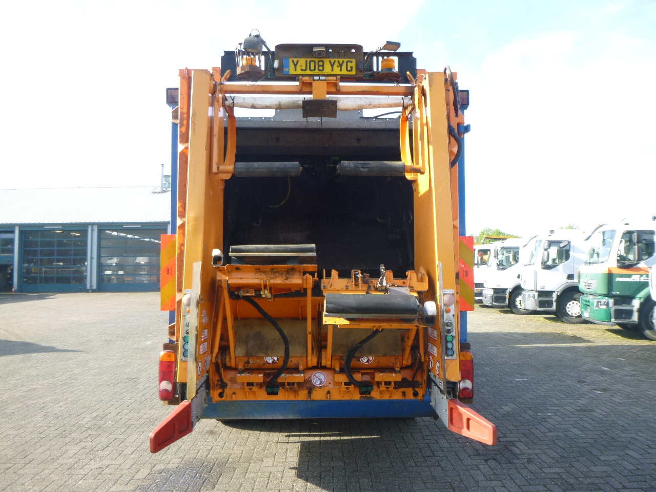 شاحنة القمامة Mercedes Econic 2629 6x2 RHD Faun refuse truck: صور 9