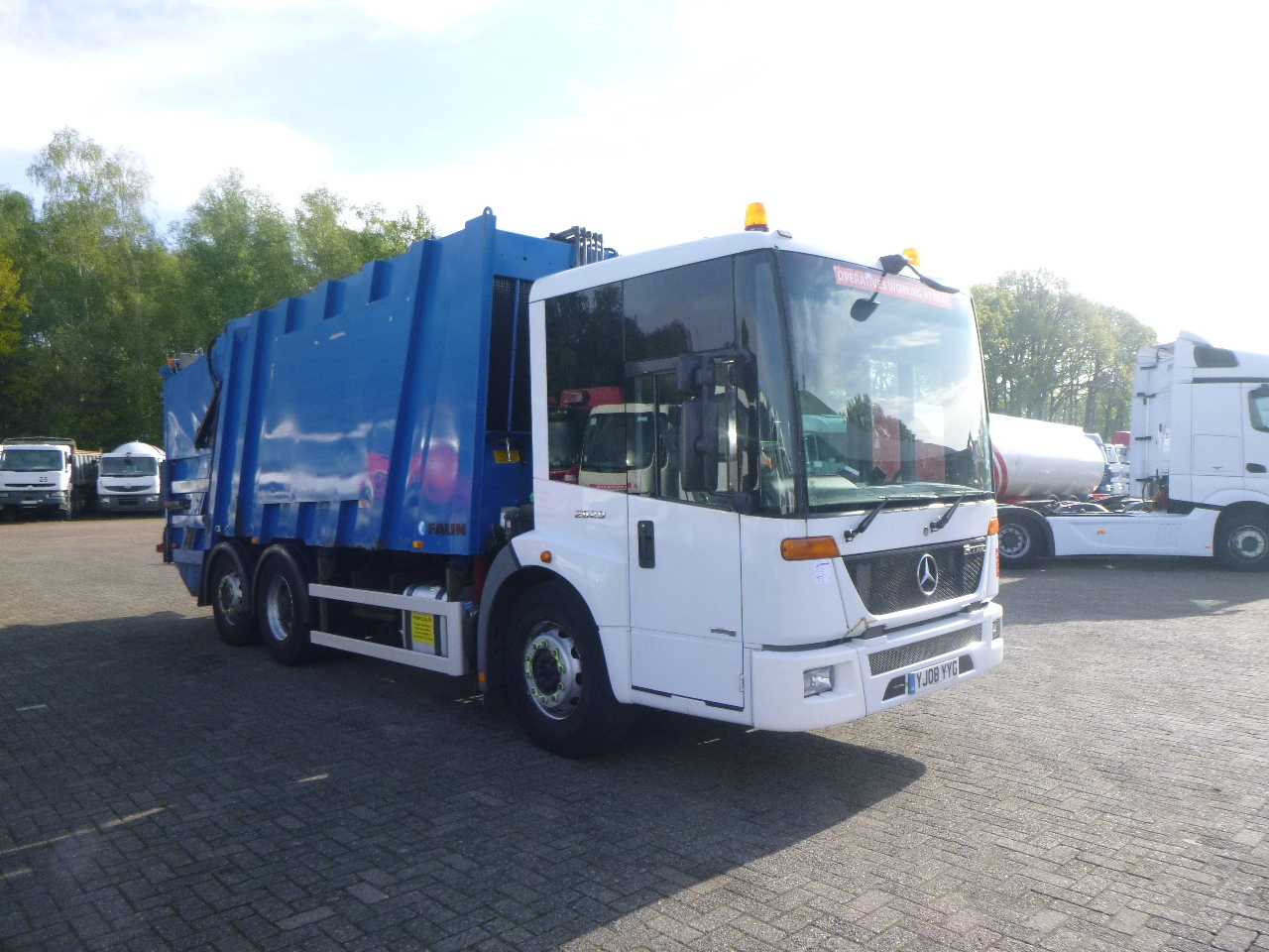 شاحنة القمامة Mercedes Econic 2629 6x2 RHD Faun refuse truck: صور 2