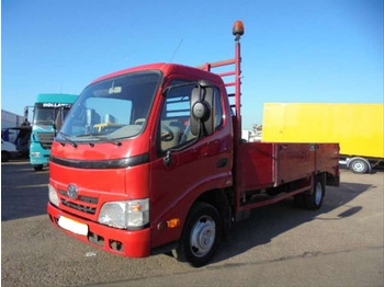 Toyota Dyna 150 D4D - سيارة السحب للتصليح