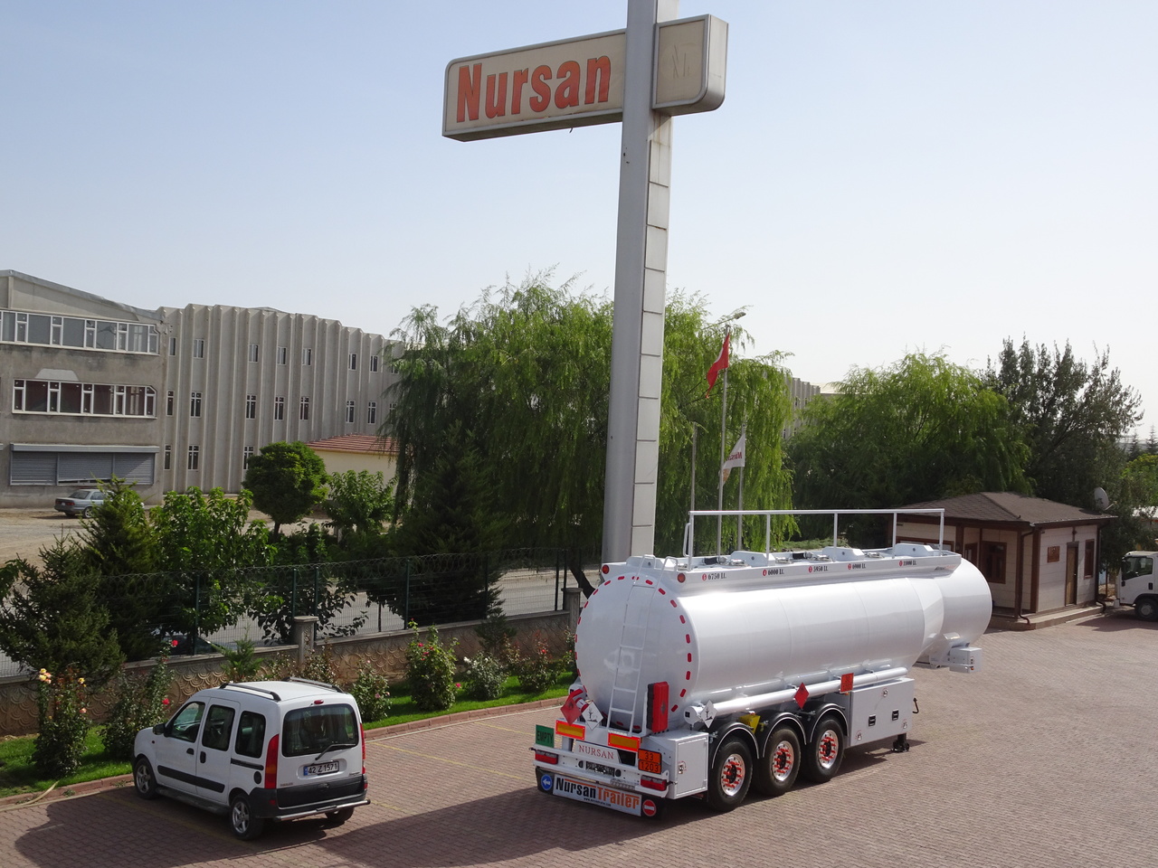 جديد نصف مقطورة صهريج لنقل الوقود NURSAN Aluminium Fuel Tanker: صور 10