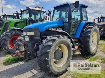 جرار New Holland 8360: صور 1