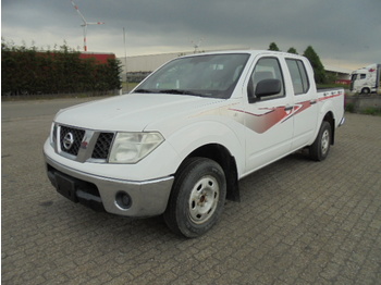 شاحنة البيك أب Nissan Navara XE 2.5 LTR: صور 1
