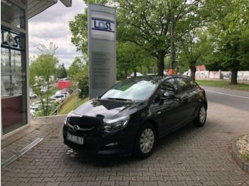 سيارة Opel Opel Astra 1,6 DCi Kombi: صور 1