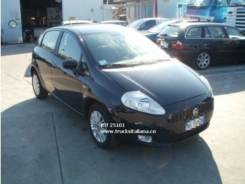 Fiat Punto 1.9 MULTIJET 6M EMOTION - سيارة