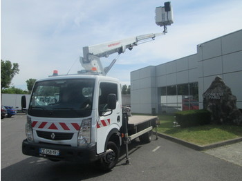 سيارة Renault Maxity 2,5L 120