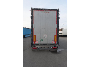 شاحنة نقل المواشي نصف مقطورة Pezzaioli SBA32/G , 5 Stock , Viehtransporter  , Tränkeranlage,: صور 3