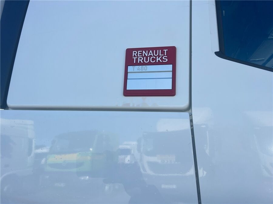 شاحنة جرار Renault T480: صور 17