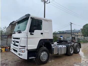 شاحنة جرار SINOTRUK Howo tractor unit: صور 1