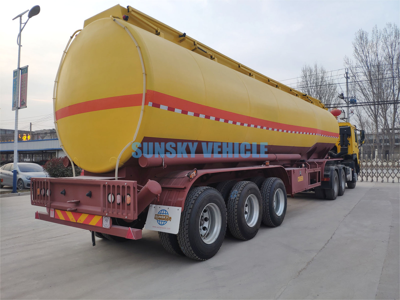 جديد نصف مقطورة صهريج لنقل الوقود SUNSKY 3 Axle Fuel Tanker Trailer: صور 6