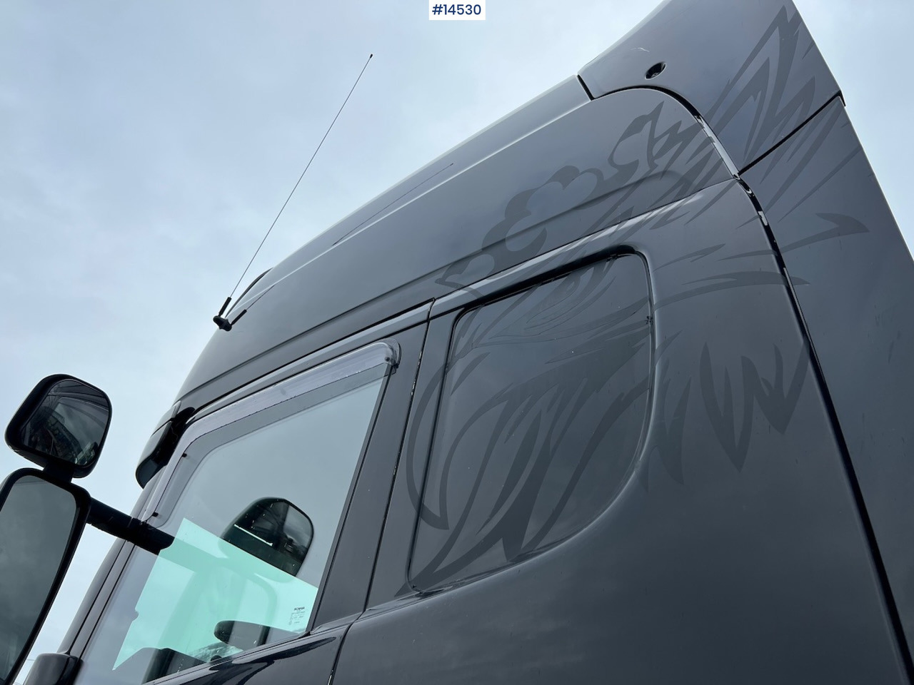 شاحنة جرار Scania R730: صور 14