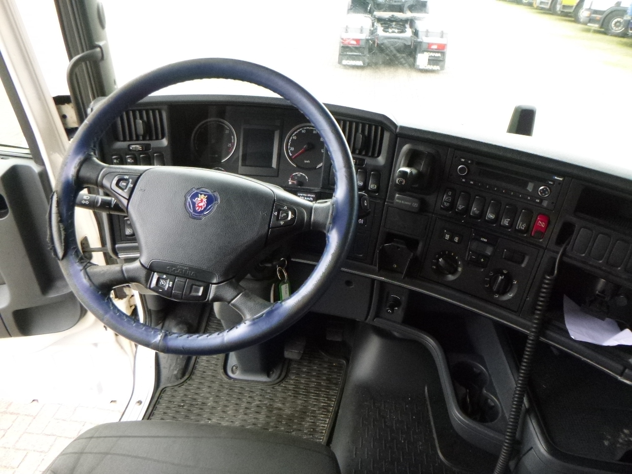 شاحنة جرار Scania R 410 LA 4x2 Euro 6 ADR + Compressor: صور 17
